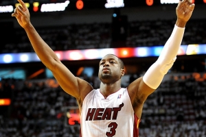 乐鱼app下载-阿德巴约：韦德是热火队史最佳 等我退役时希望也能被铭记