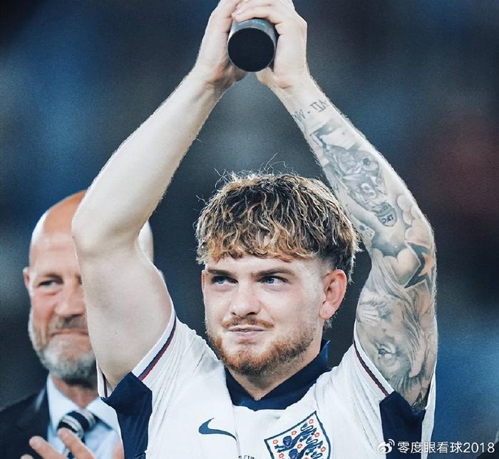 仅首发2次 英格兰天才帝星惨遭利物浦冷落 开价4000万镑 两豪强争夺