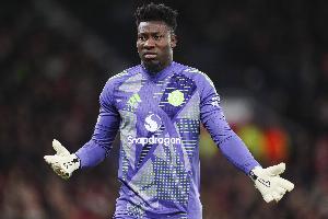 乐鱼网站-费迪南德：送走奥纳纳是贝拉达的声明，不符合红魔标准就得走人