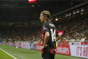 隆戈：莫德里奇今日从国家队回归米兰，备战对阵博洛尼亚的比赛